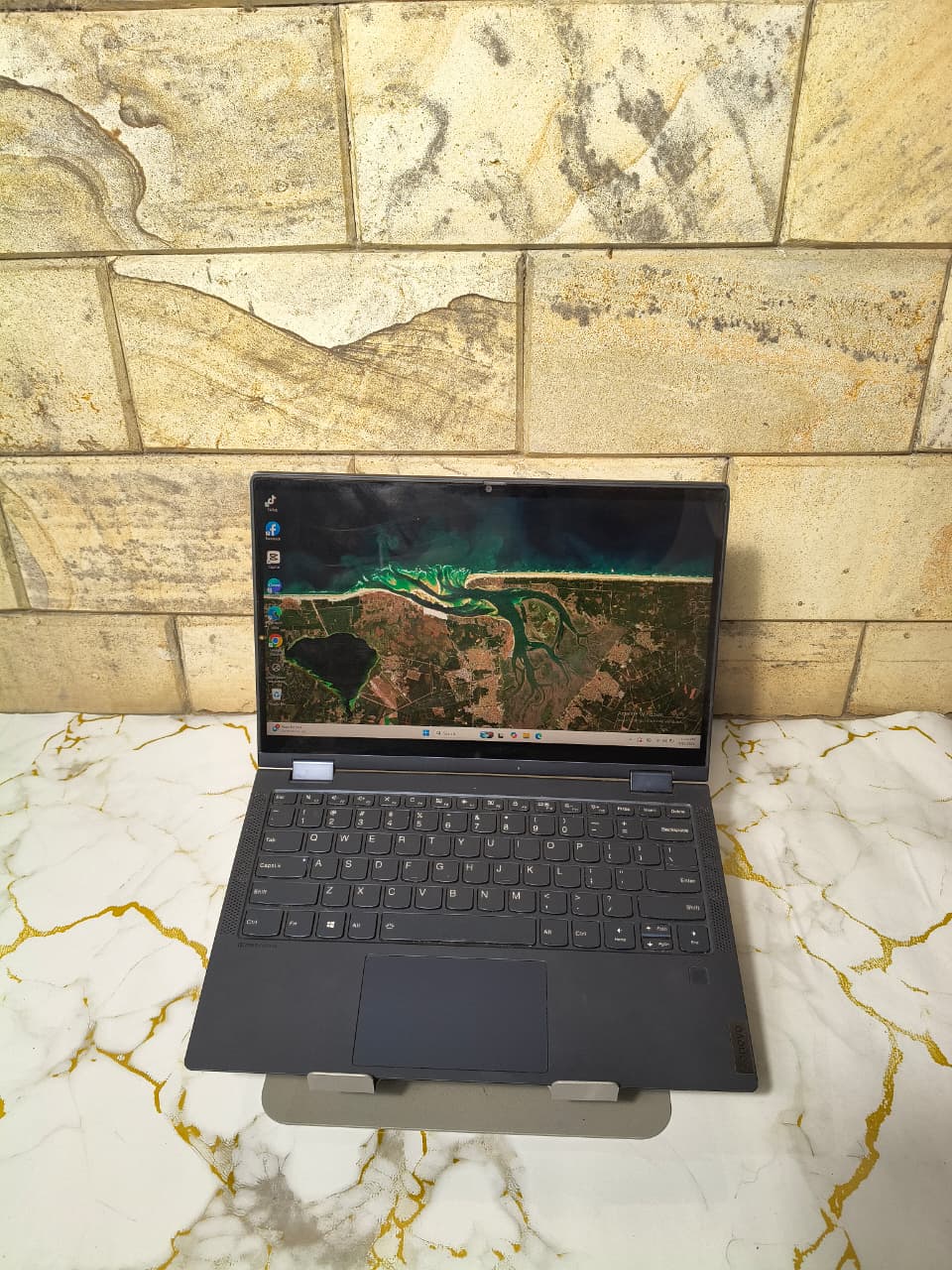 Lenovo Yoga