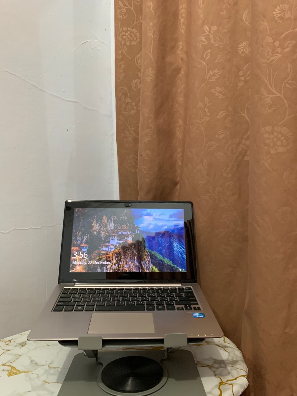 Asus S200E