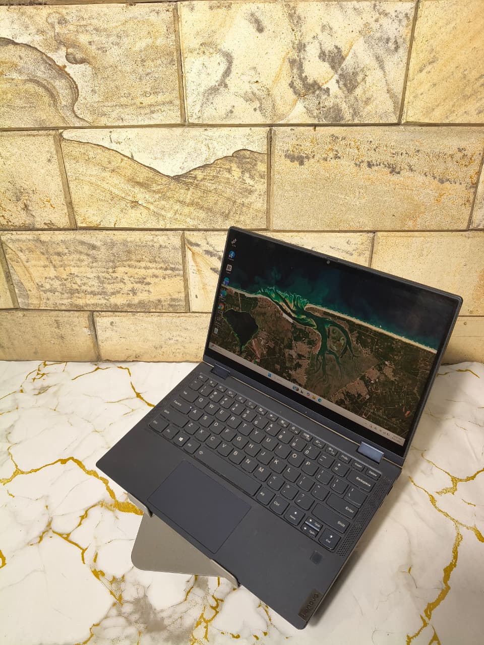 Lenovo Yoga