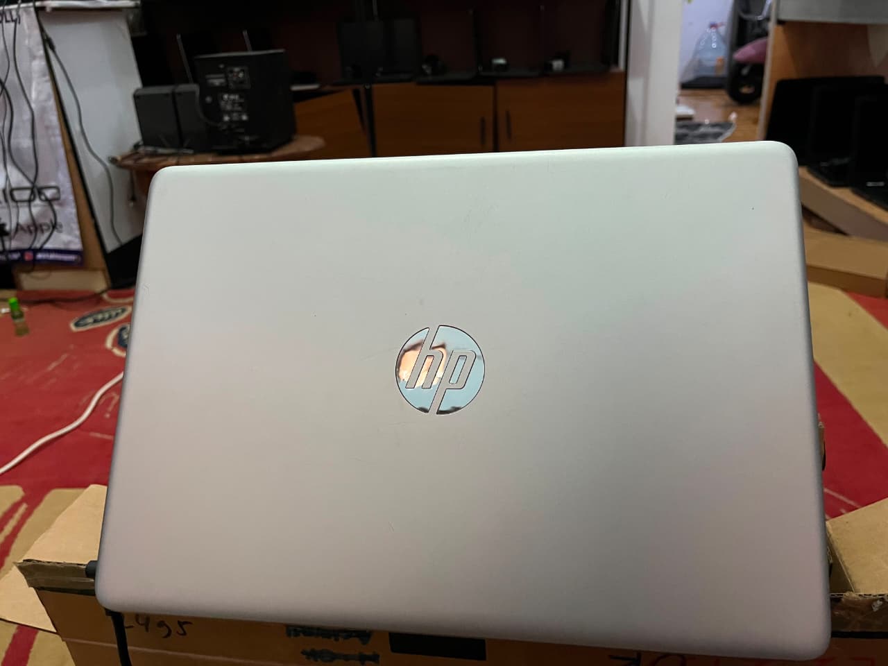 HP 14s
